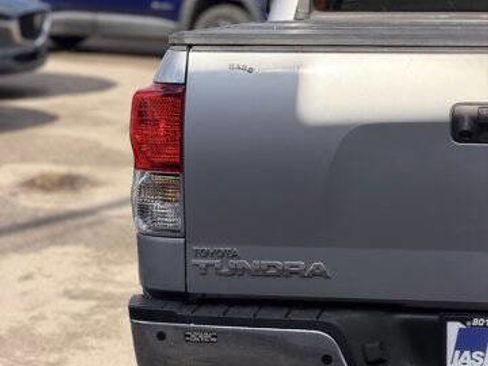Used 2012 Toyota Tundra Limited w/ Memory Pkg image 6