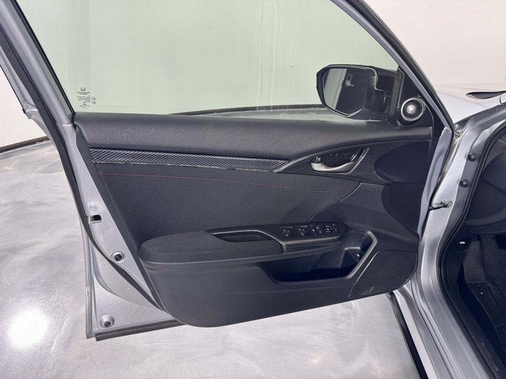 Used 2018 Honda Civic Si image 11