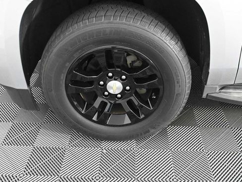 Used 2016 Chevrolet Suburban LT w/ Max Trailering Package RWD image 31
