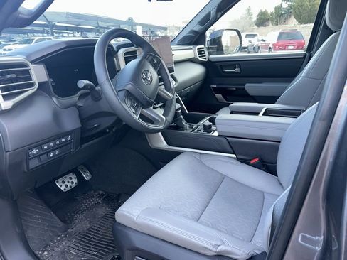 Used 2025 Toyota Tundra Limited image 12
