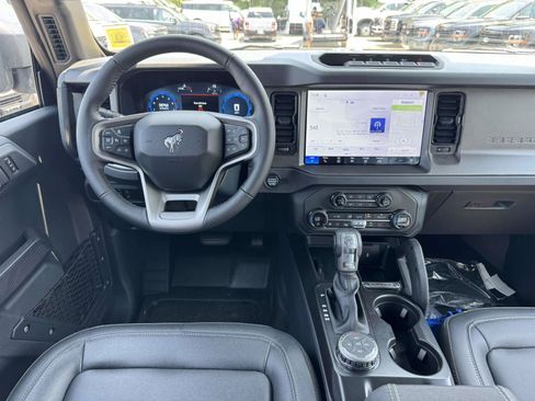 New 2026 Ford Bronco Badlands AWD/4WD image 12