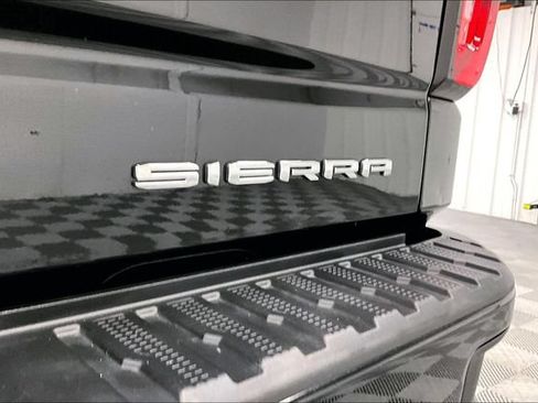 Used 2023 GMC Sierra 1500 Denali w/ Denali Reserve Package AWD/4WD image 9