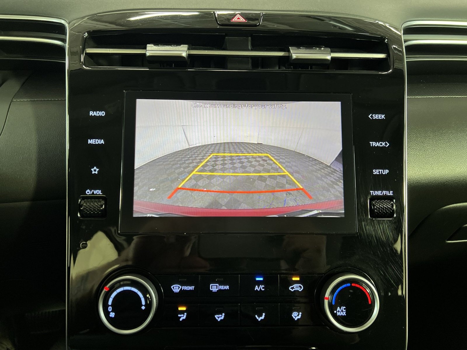 Used 2024 Hyundai Tucson SE AWD/4WD image 19