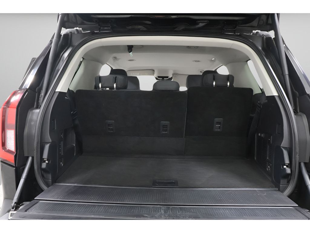 Used 2025 Ford Expedition Active AWD/4WD image 54