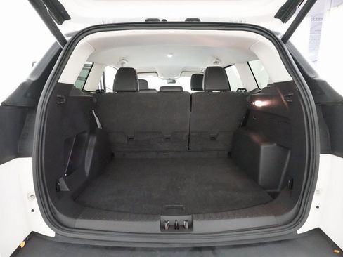 Used 2019 Ford Escape SEL image 10