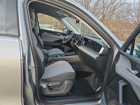 New 2026 Volkswagen Tiguan S image 27