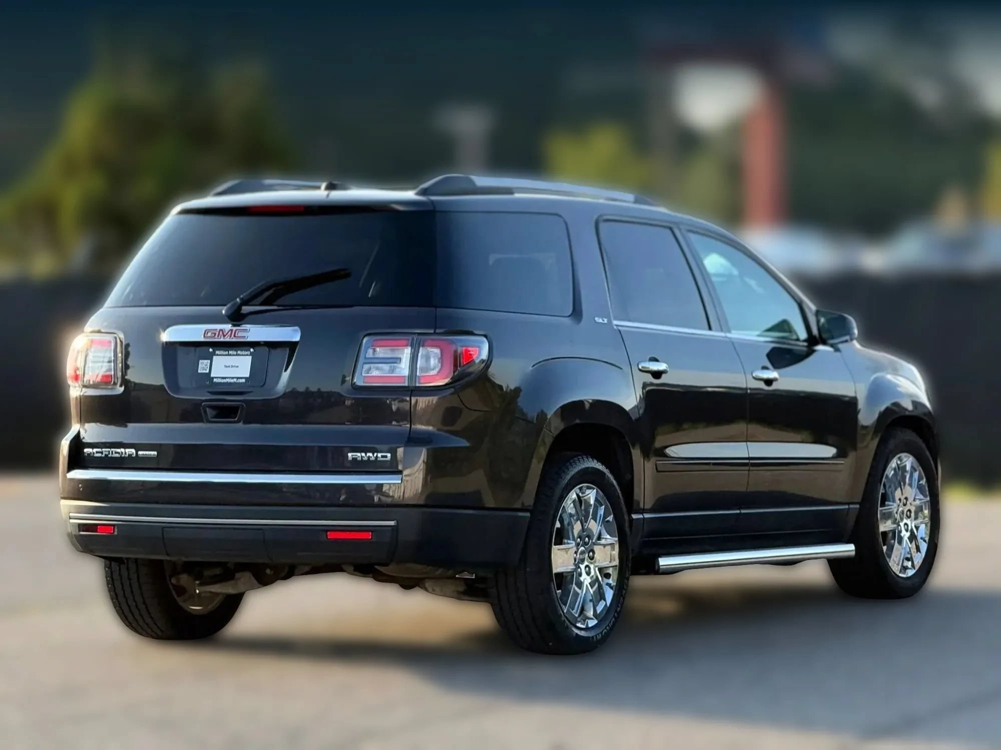 Used 2017 GMC Acadia Limited SLT AWD/4WD image 9