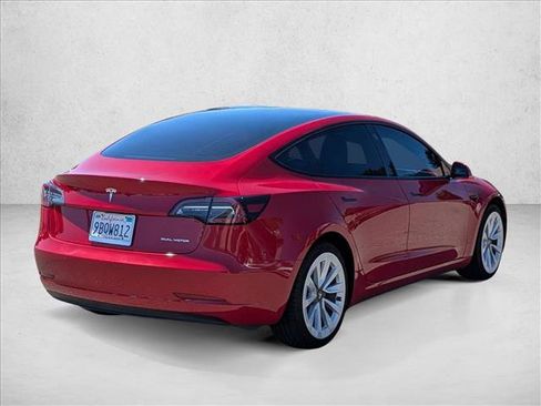 Used 2022 Tesla Model 3 Long Range AWD/4WD image 5