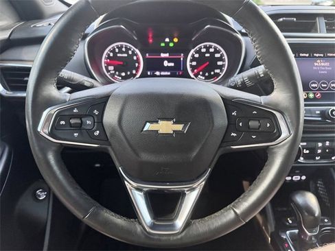 Used 2022 Chevrolet TrailBlazer ACTIV w/ Sun and Liftgate Package image 13