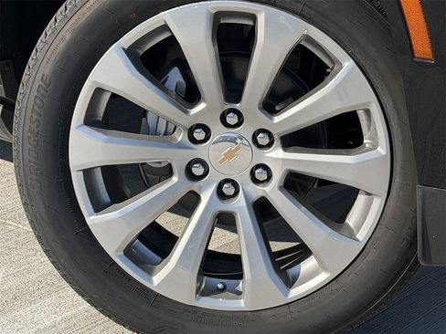 New 2026 Chevrolet Tahoe Premier image 9