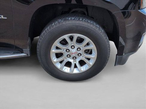 Used 2019 GMC Yukon XL SLT w/ Open Road Package RWD image 23