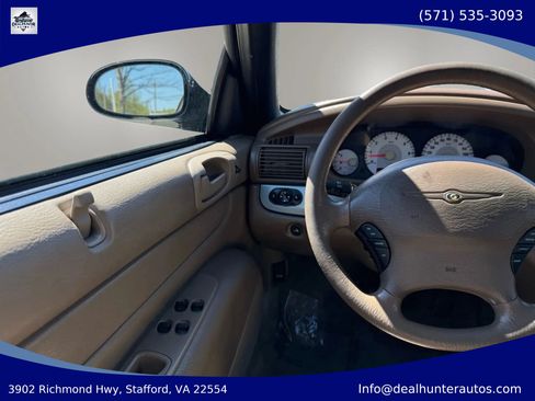 Used 2004 Chrysler Sebring GTC FWD image 28