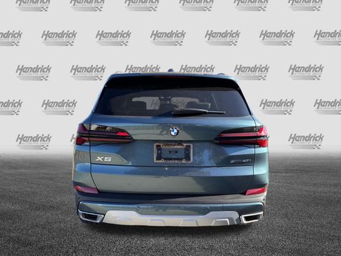Certified 2026 BMW X5 sDrive40i w/ Climate Comfort Package RWD image 8