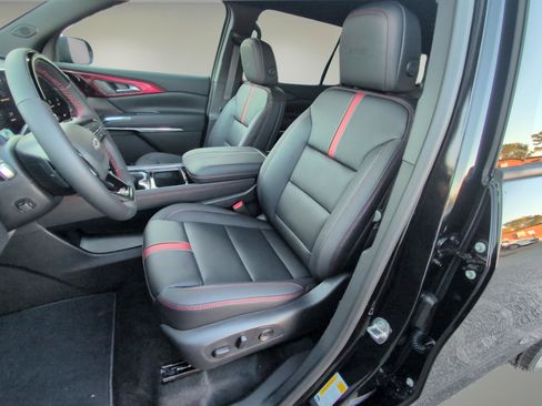 New 2026 Chevrolet Traverse RS image 19