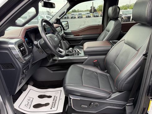 Used 2022 Ford F150 Lariat w/ Equipment Group 502A High AWD/4WD image 11