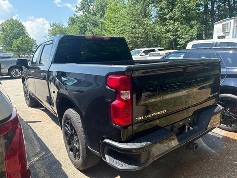 Used 2023 Chevrolet Silverado 1500 Custom AWD/4WD image 5