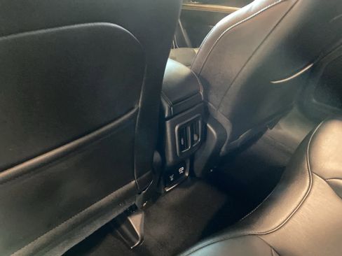 Used 2019 Jeep Compass Limited image 28