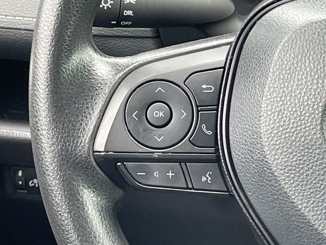 Used 2025 Toyota RAV4 LE AWD/4WD image 13
