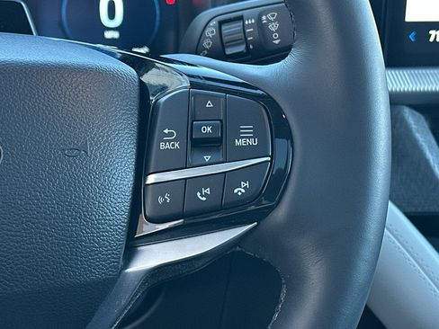 Used 2025 Ford Explorer Platinum w/ Ultimate Package image 16