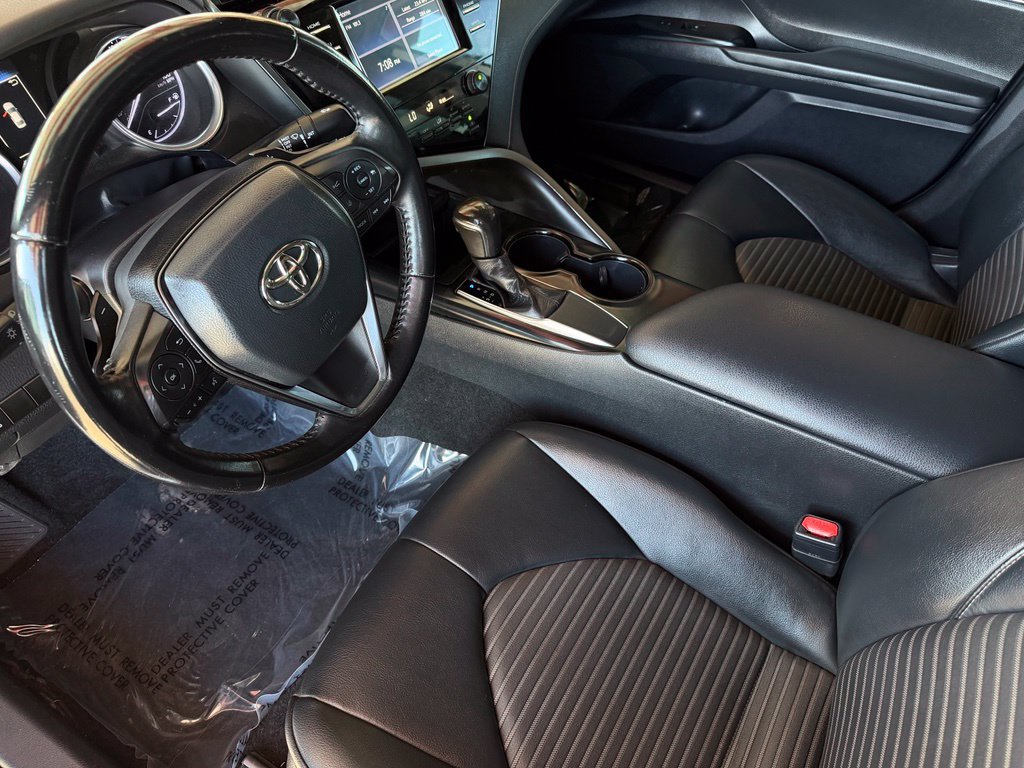 Used 2019 Toyota Camry SE w/ Protection Package (Q2) FWD image 18