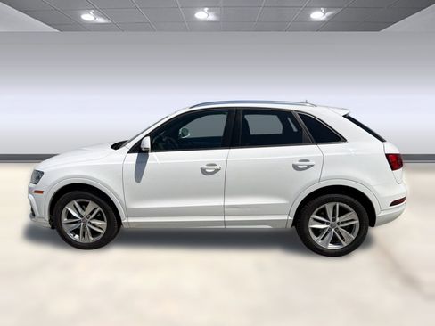 Used 2017 Audi Q3 2.0T Premium w/ Convenience Package FWD image 2