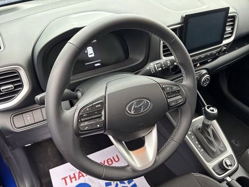 Certified 2024 Hyundai Venue SEL image 10