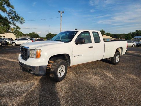 Used 2009 GMC Sierra 2500 W/T w/ Snow Plow Prep Package AWD/4WD image 10