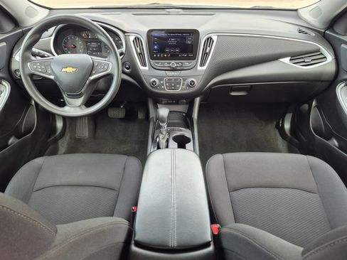 Used 2024 Chevrolet Malibu LT FWD image 17