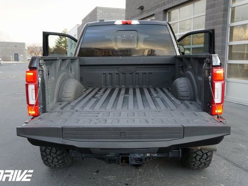 Used 2022 Ford F350 Lariat w/ Tremor Off-Road Package image 50