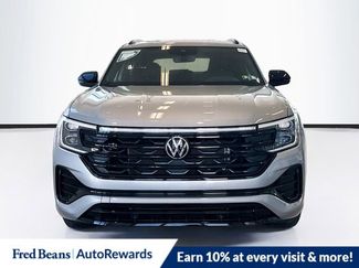 New 2026 Volkswagen Atlas Cross Sport SEL R-Line AWD/4WD video 2