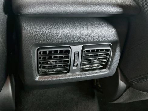 Used 2025 Toyota Camry LE FWD image 27