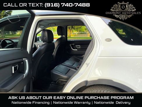 Used 2018 Land Rover Discovery Sport SE AWD/4WD image 26