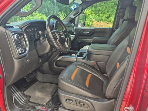 Used 2023 GMC Sierra 2500 AT4 w/ Snow Plow Prep/Camper Package image 19