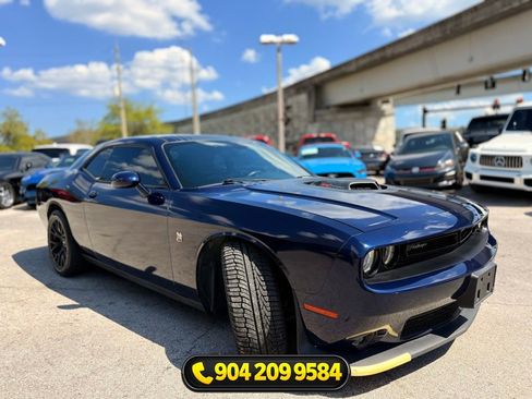 Used 2017 Dodge Challenger R/T Scat Pack RWD image 12