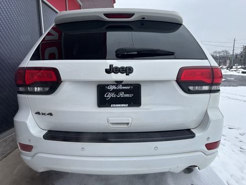 Used 2018 Jeep Grand Cherokee Altitude image 9