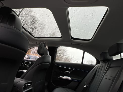 New 2026 Mercedes-Benz E 350 4MATIC Sedan image 23