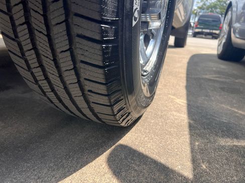 Used 2001 GMC Sierra 2500 4x4 Extended Cab w/ Convenience Plus Group image 16