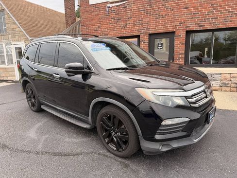 Used 2016 Honda Pilot Touring image 2