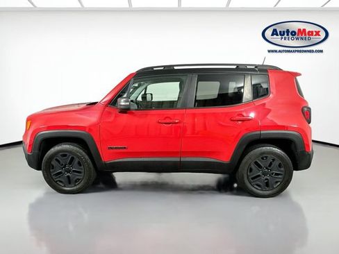 Used 2018 Jeep Renegade Trailhawk AWD/4WD image 9