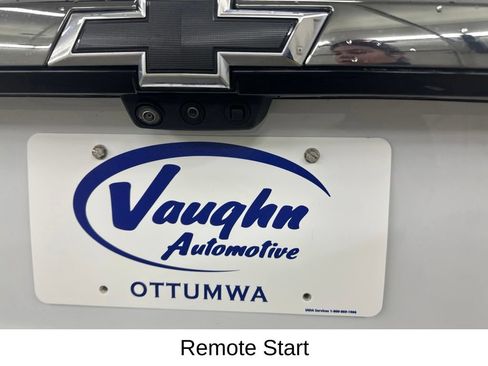Used 2023 Chevrolet Traverse RS AWD/4WD image 18
