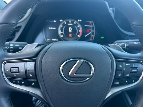 Certified 2025 Lexus ES 350 w/ Premium Package FWD image 15