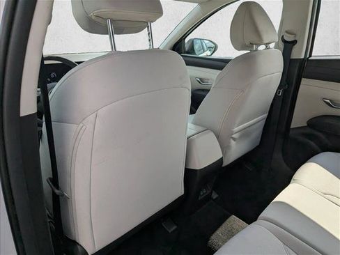 Certified 2026 Hyundai Tucson SE FWD image 23