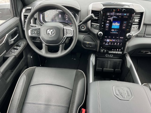 New 2027 RAM 2500 Laramie AWD/4WD image 16
