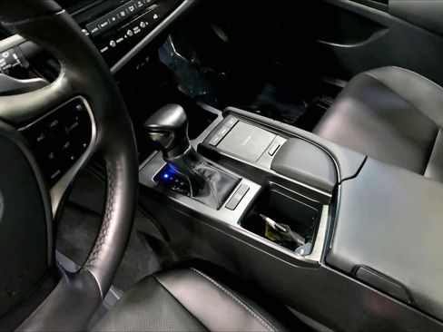 Certified 2022 Lexus ES 350 w/ Premium Package image 16