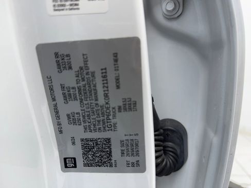 Used 2024 GMC Canyon AT4 w/ AT4 Premium Package image 51