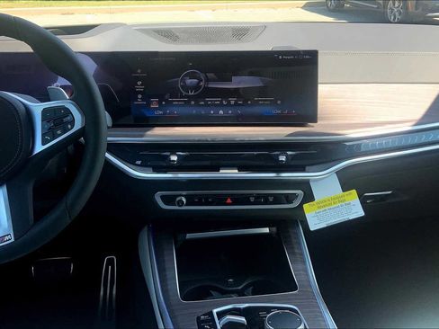 Used 2026 BMW X5 xDrive50e w/ M Sport Package image 6