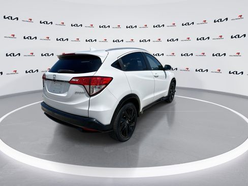 Used 2021 Honda HR-V Sport image 8