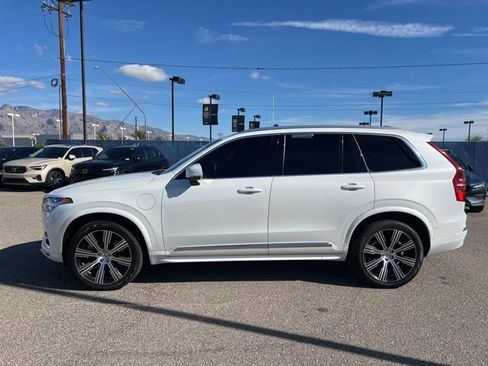 Used 2023 Volvo XC90 T8 Plus w/ Protection Package Premier image 6