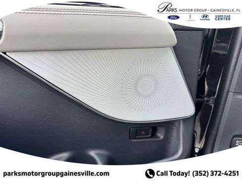 New 2025 Lincoln Aviator Reserve w/ Luxury Package RWD image 19