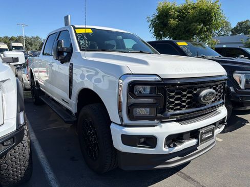 Used 2025 Ford F350 Lariat w/ Black Appearance Package AWD/4WD image 2